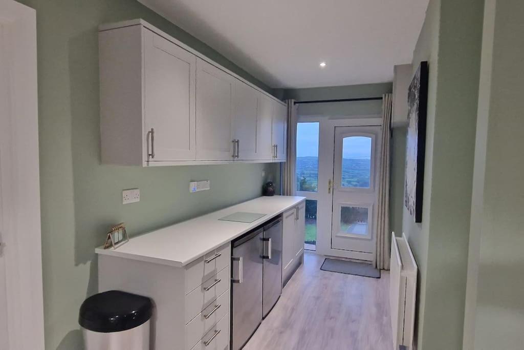 Bracken Cottage Ballyeaston Exterior photo